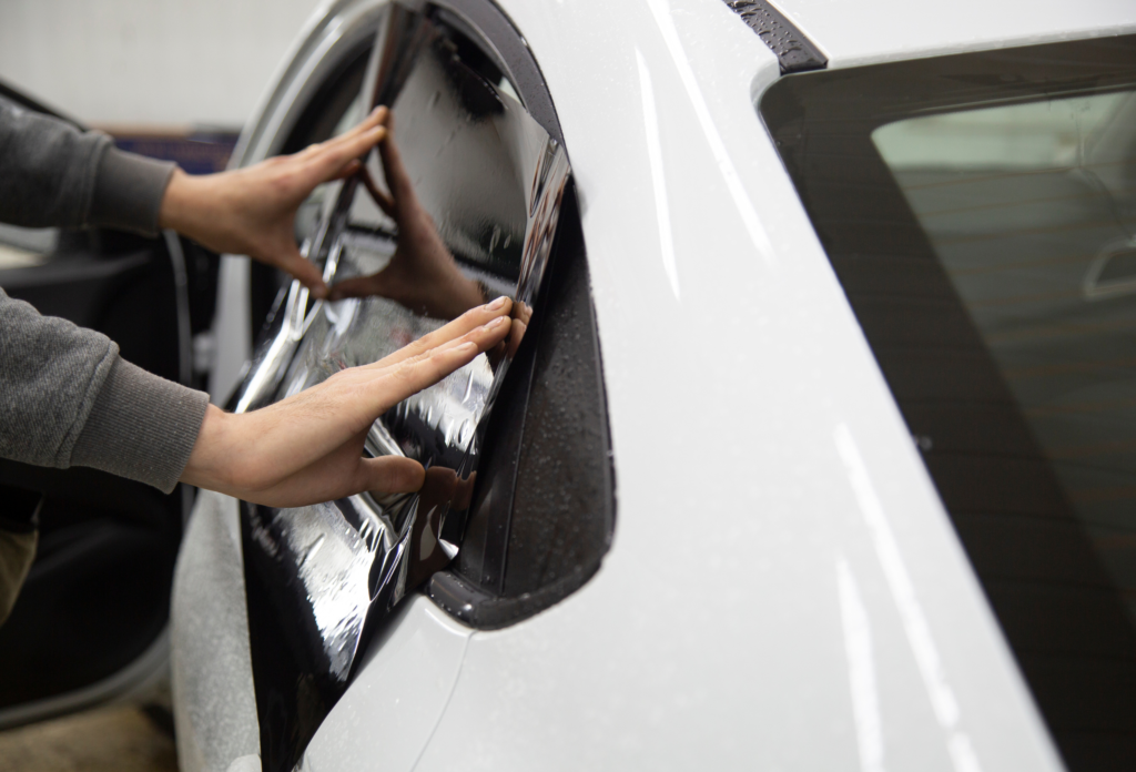 Investi-nel-comfort-e-nella-protezione-della-tua-auto-1024x696